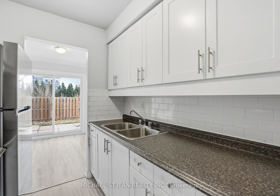 125-limeridge-road-w-hamilton-ontario-x13610816