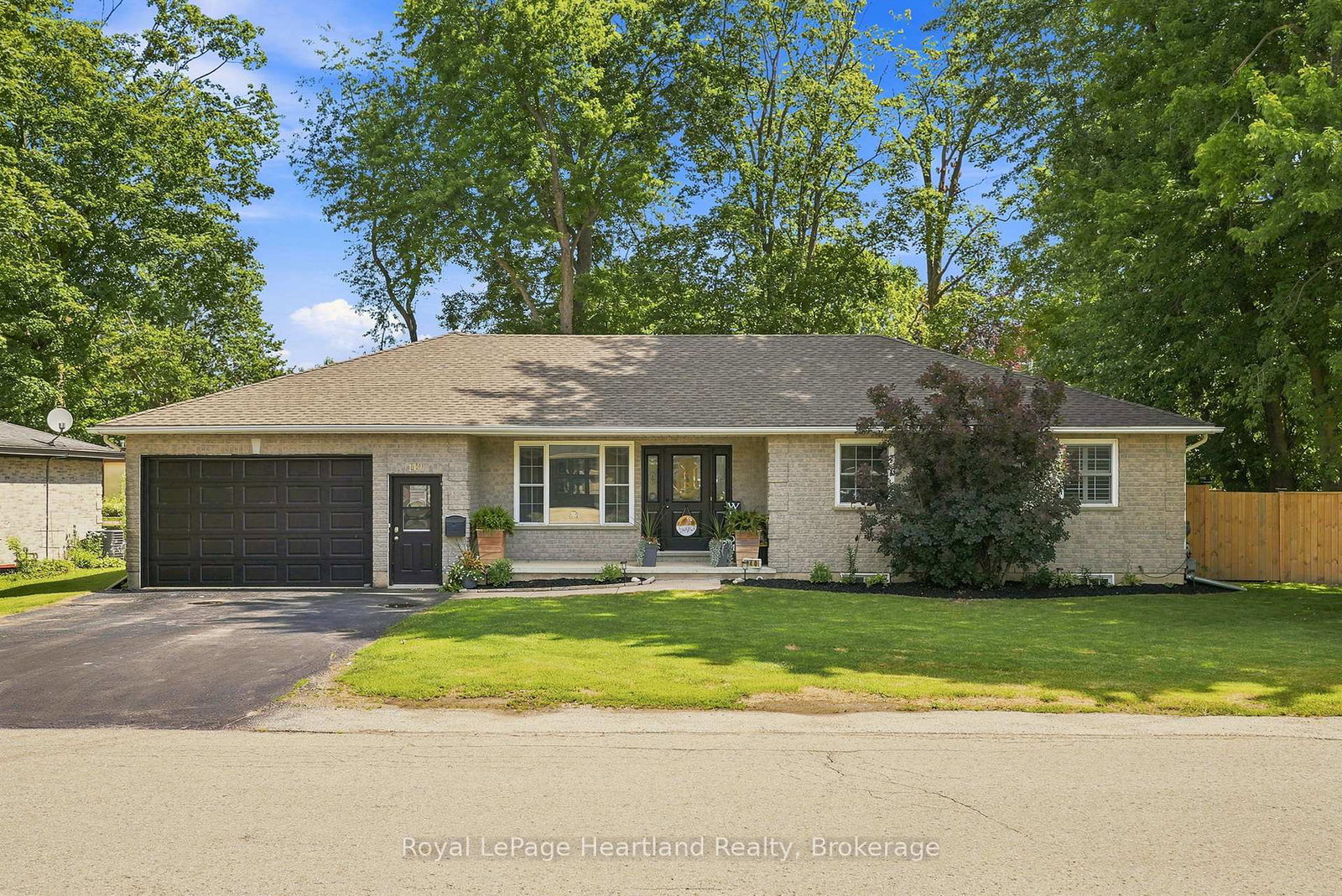 140-john-street-n-minto-ontario-x13610820