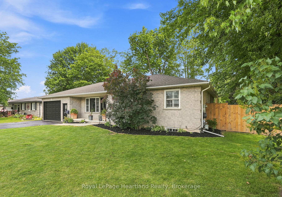 140-john-street-n-minto-ontario-x13610820