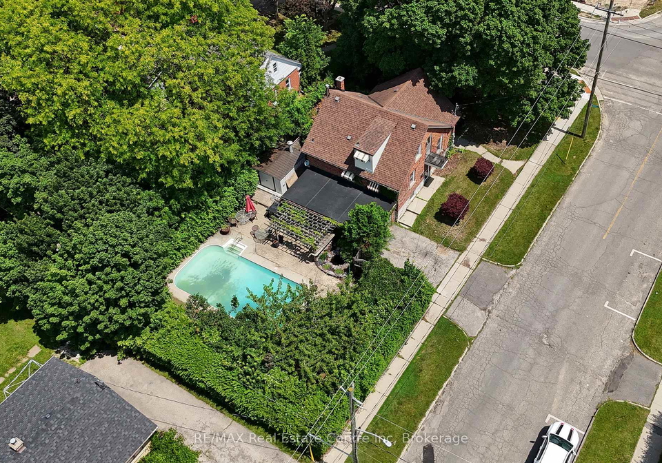 285-albert-street-w-waterloo-ontario-x13610856