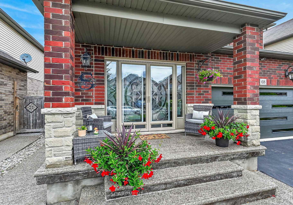 68-garinger-crescent-hamilton-ontario-x13610874