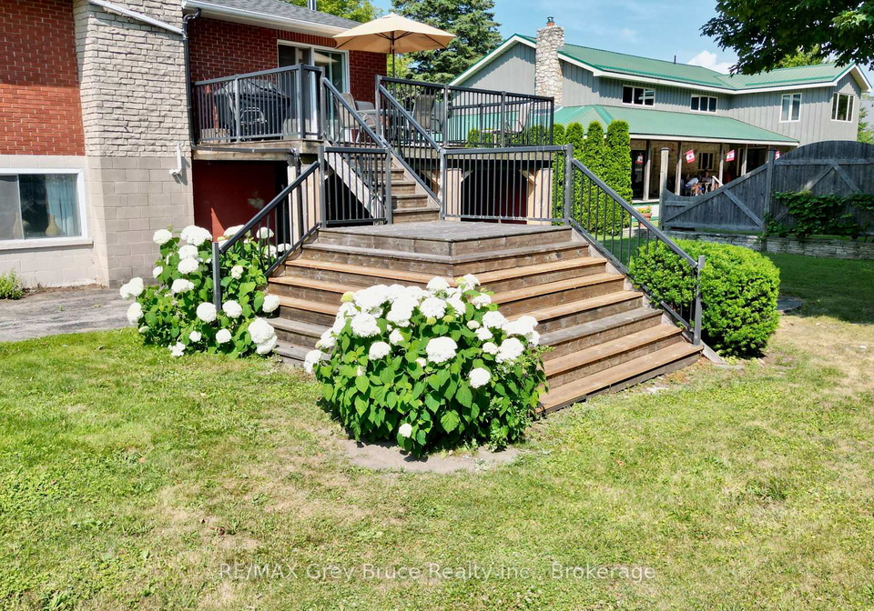 2-webster-street-northern-bruce-peninsula-ontario-x13611000