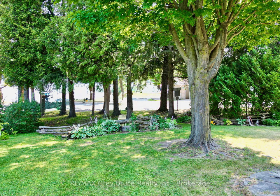 2-webster-street-northern-bruce-peninsula-ontario-x13611000