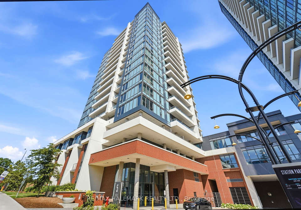5-wellington-street-s-kitchener-ontario-x13611252