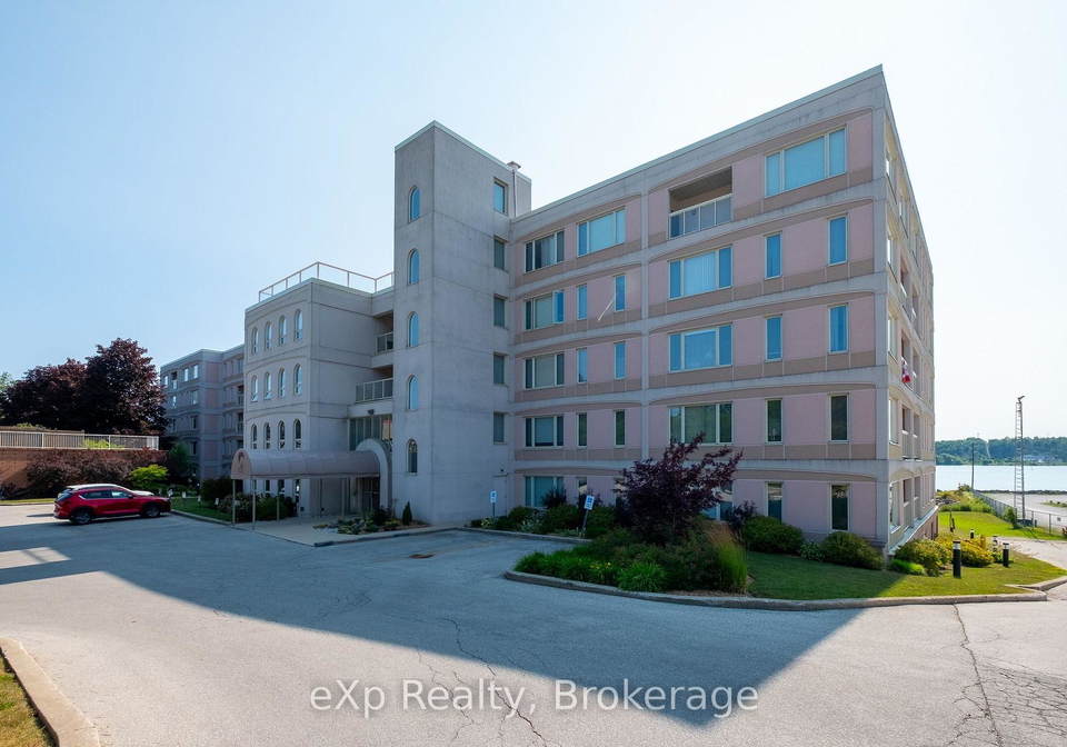2555-3rd-avenue-w-owen-sound-ontario-x13611348