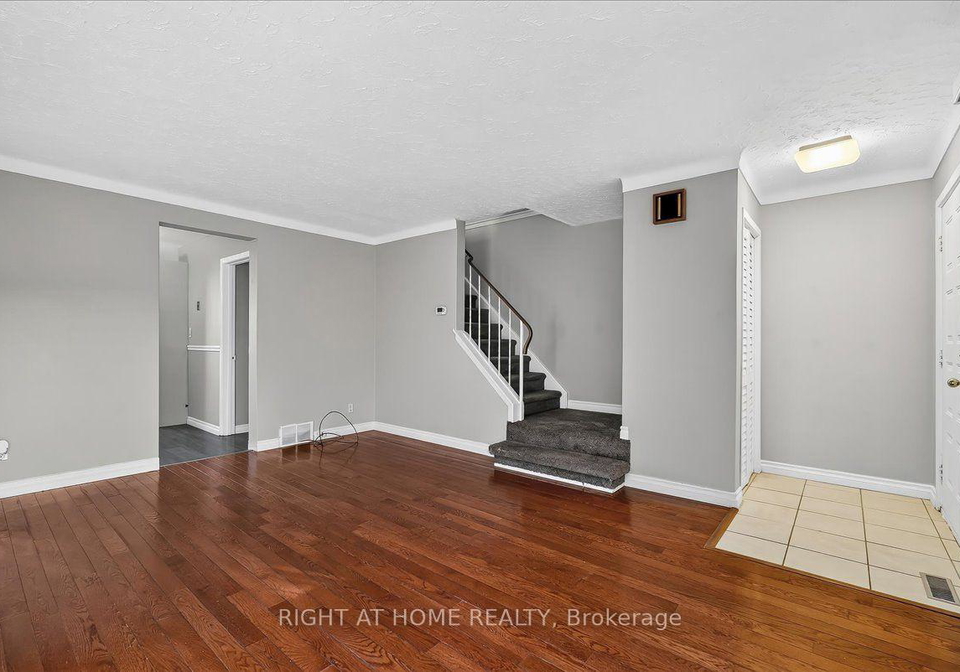 620-carlton-street-st-catharines-ontario-x13611356