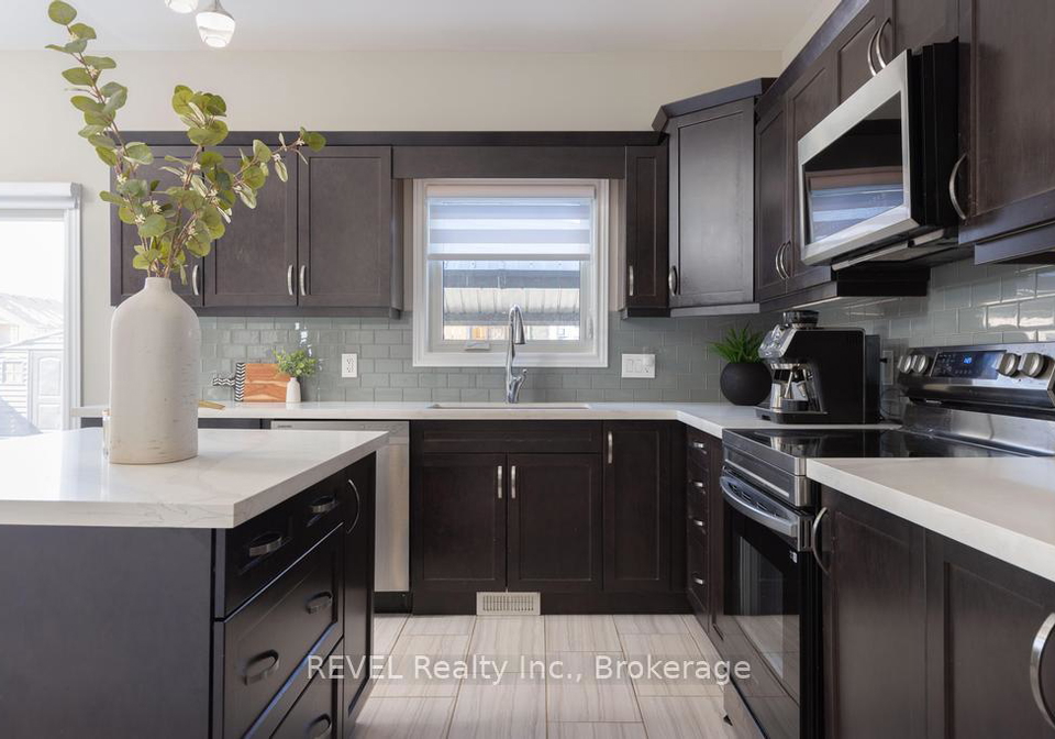 7819-pender-street-niagara-falls-ontario-x13611454