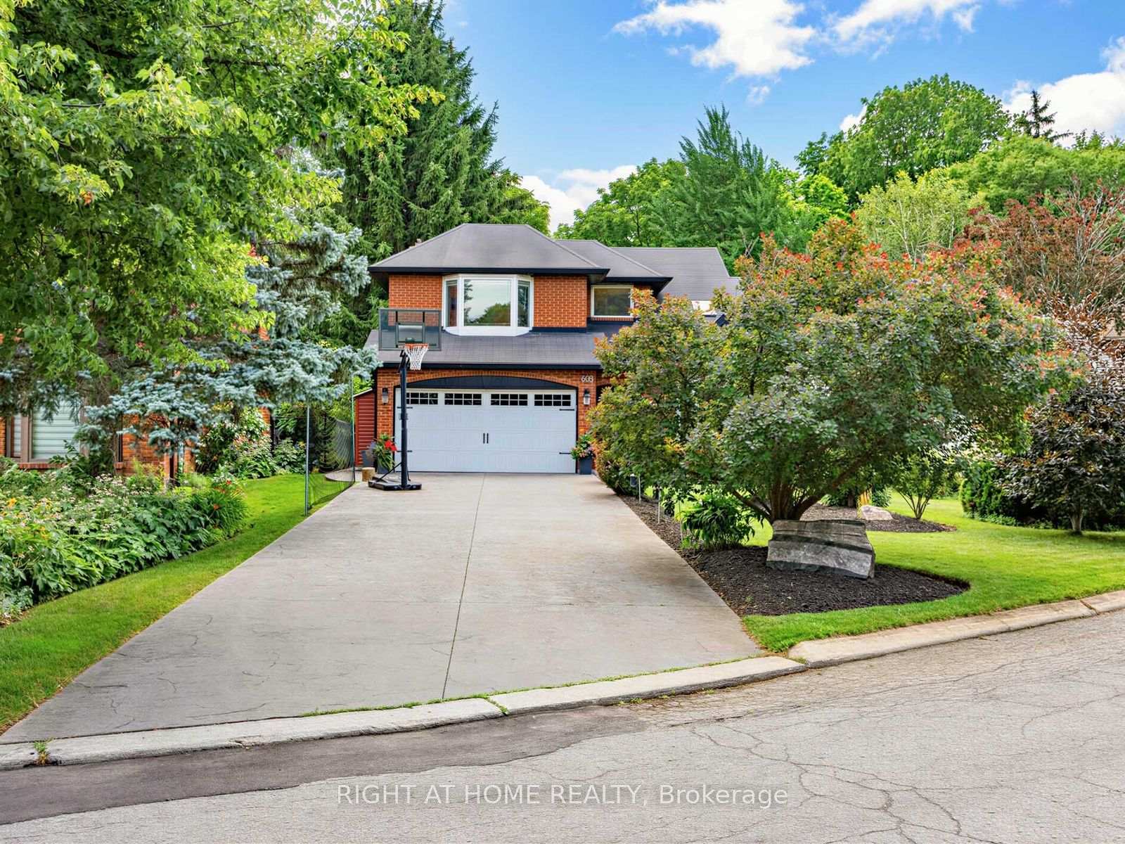 608-highvalley-road-hamilton-ontario-x13611466