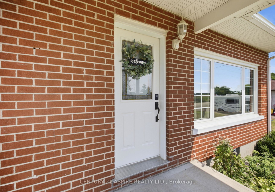 336-witt-road-laurentian-valley-ontario-x13611490