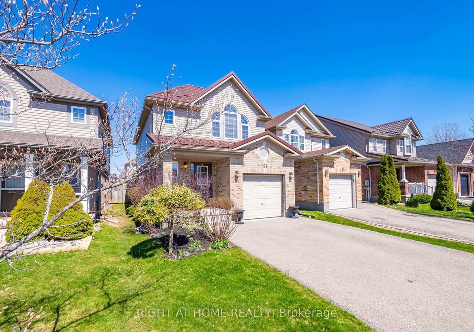 21-mullin-drive-guelph-ontario-x13611492