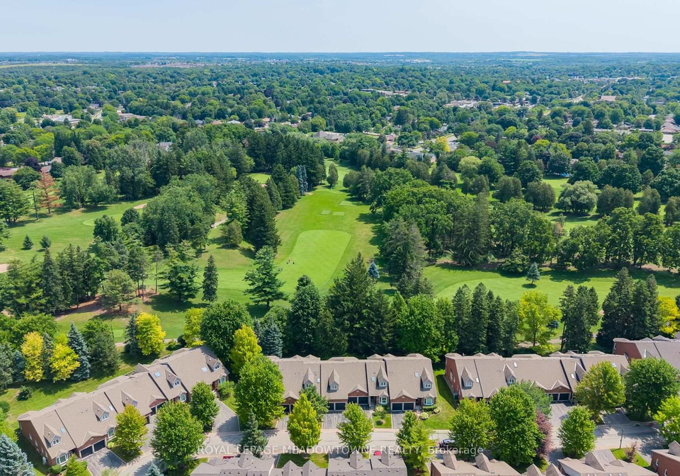 12-fairway-lane-guelph-ontario-x13611526