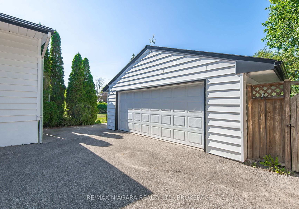 129-adelaide-street-port-colborne-ontario-x13611530