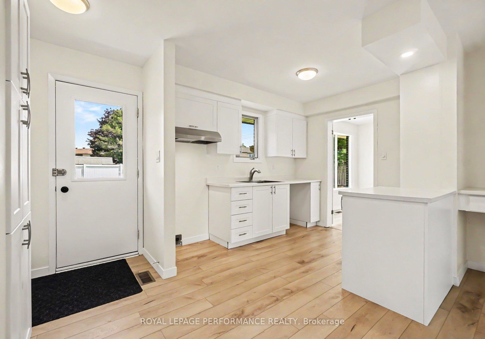 13-elvaston-avenue-ottawa-ontario-x13611600