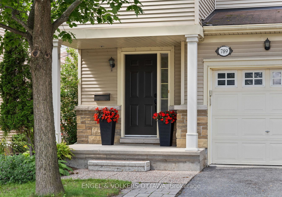 789-cobble-hill-drive-ottawa-ontario-x13611630