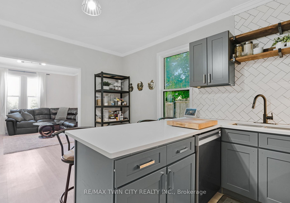 35-shade-street-cambridge-ontario-x13611706
