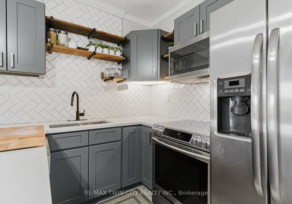 35-shade-street-cambridge-ontario-x13611706