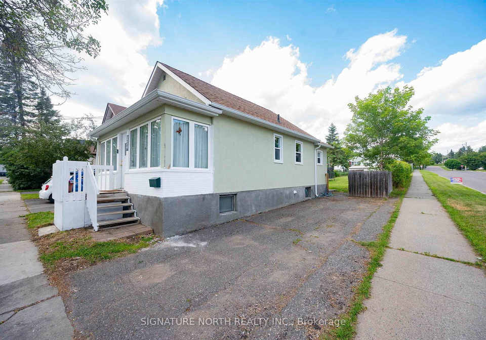 434-queen-street-thunder-bay-ontario-x13611748