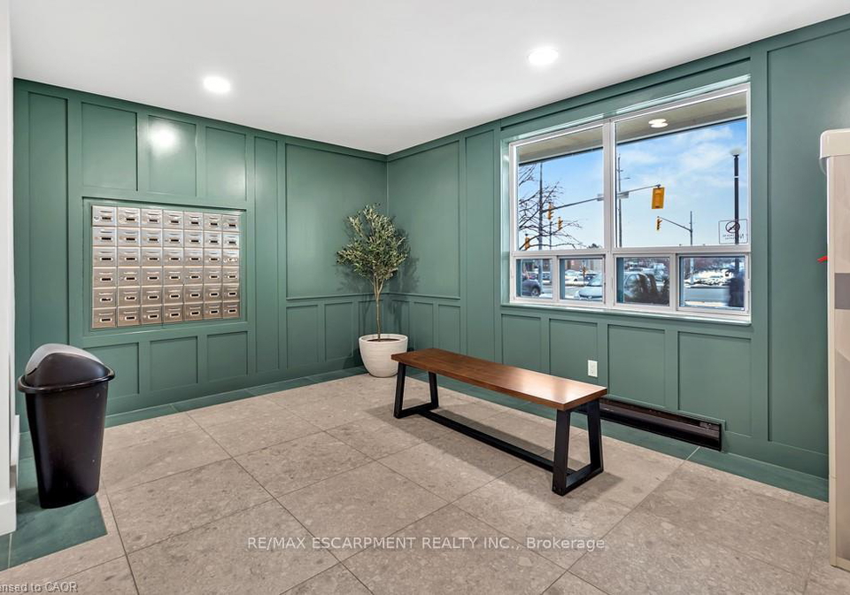 421-fairview-drive-brantford-ontario-x13611800