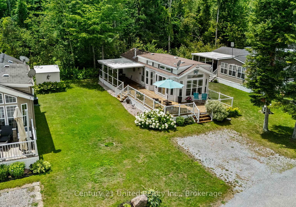 33-fire-route-26a-trent-lakes-ontario-x13611912