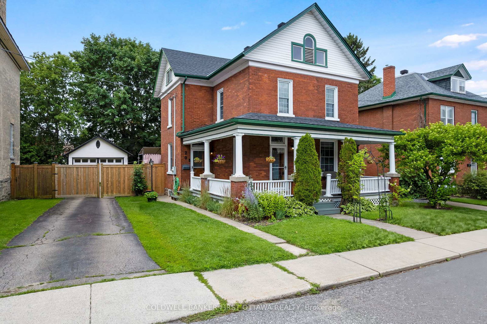 20-mcewen-avenue-smiths-falls-ontario-x13611938