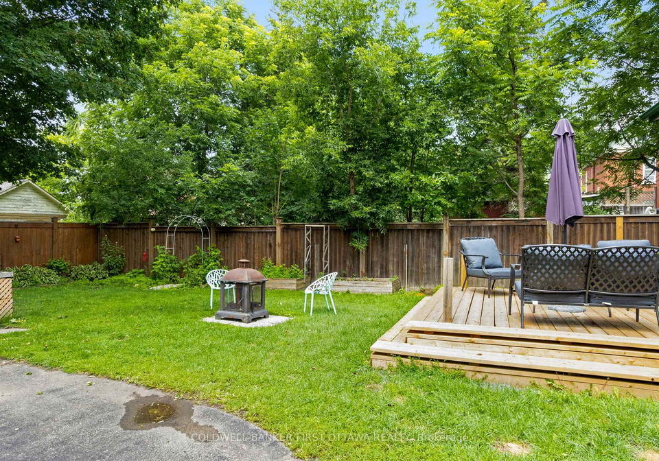 20-mcewen-avenue-smiths-falls-ontario-x13611938