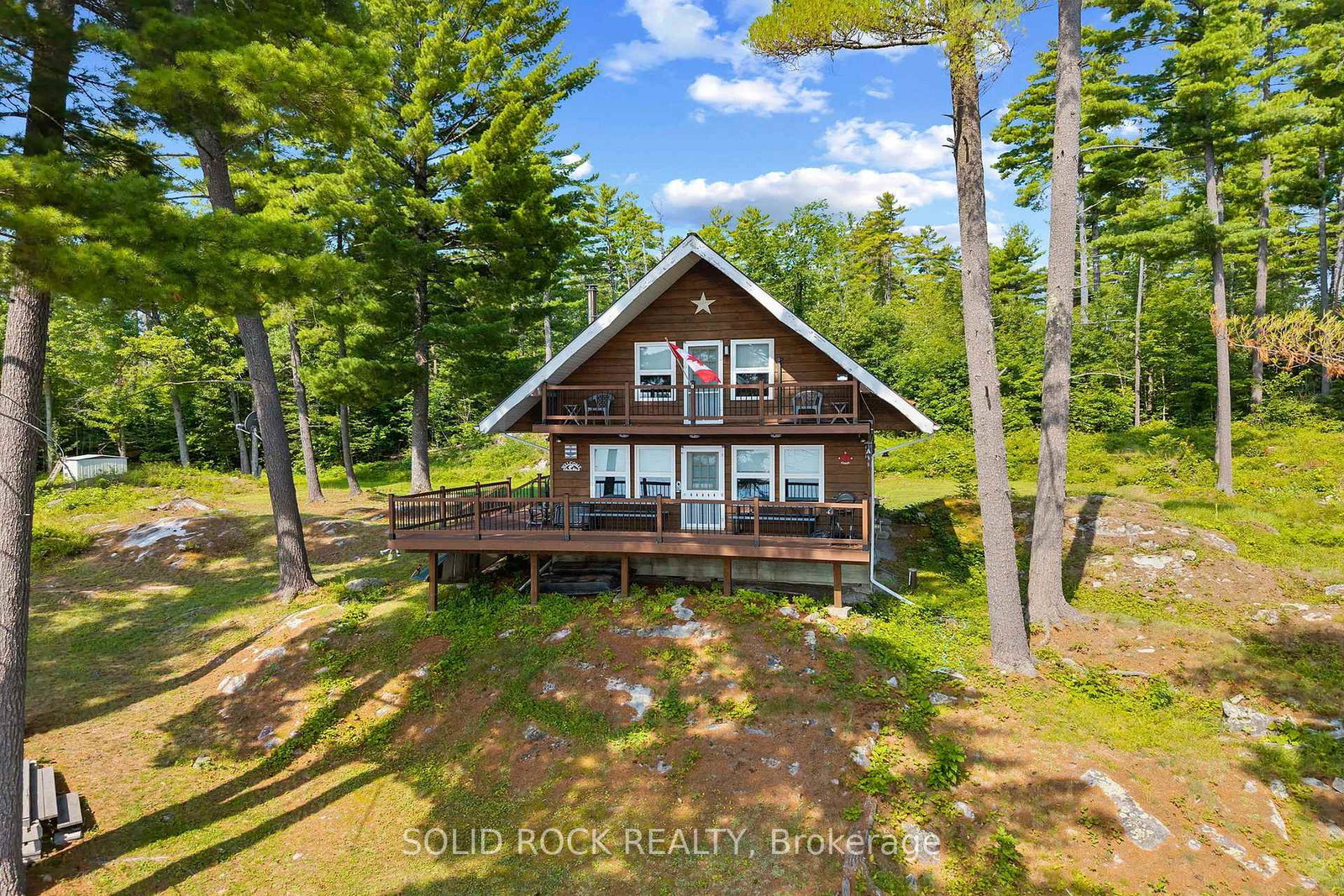992-white-lake-lanark-highlands-ontario-x13611990