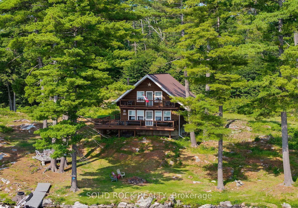 992-white-lake-lanark-highlands-ontario-x13611990