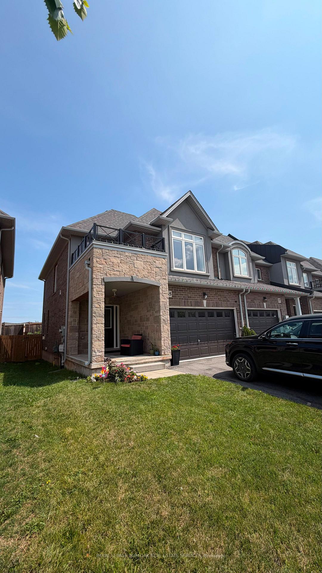 35-pinot-crescent-hamilton-ontario-x13612114