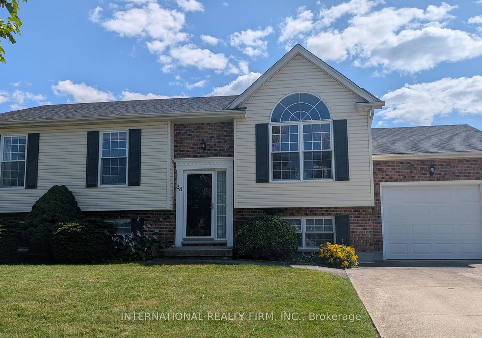 38-windle-village-crescent-thorold-ontario-x13612210