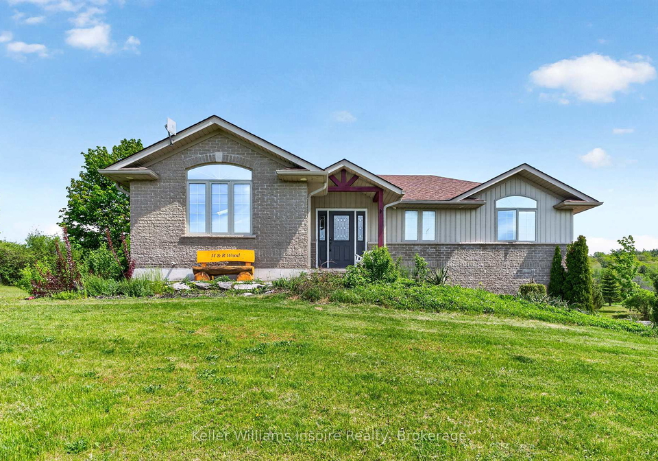 849-oak-lake-road-quinte-west-ontario-x13612282