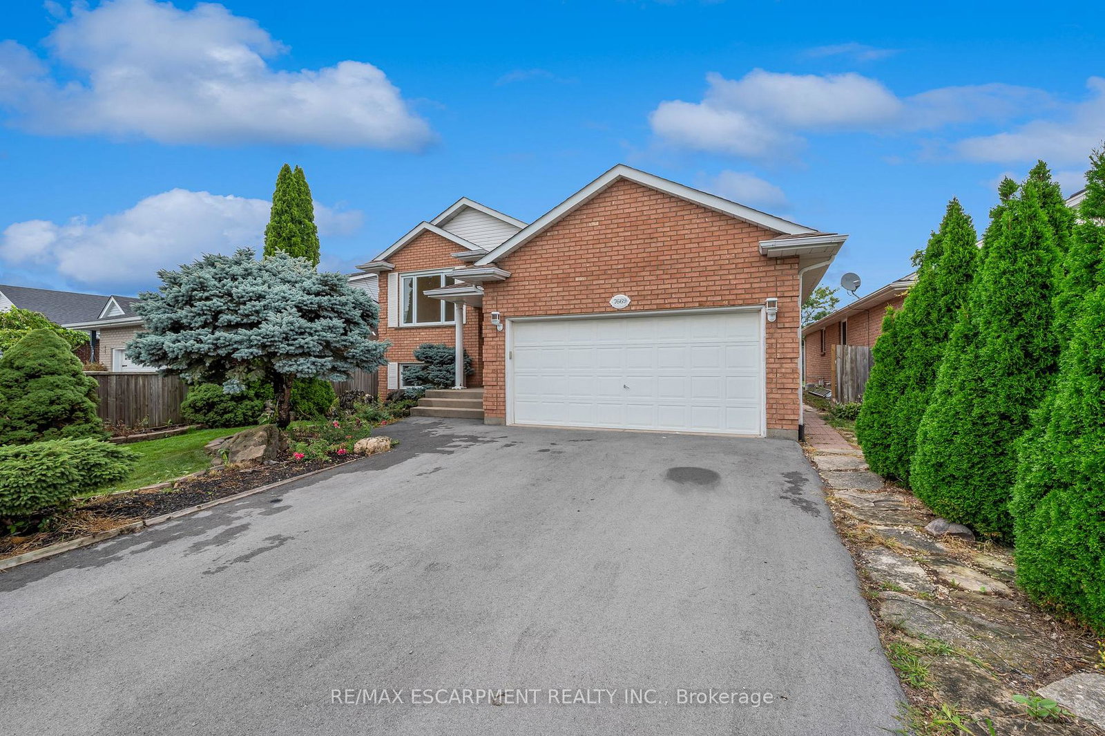 7669-alpine-drive-niagara-falls-ontario-x13612302