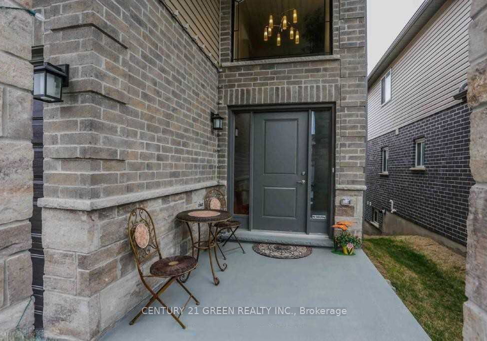 1221-gough-road-london-north-ontario-x13612308