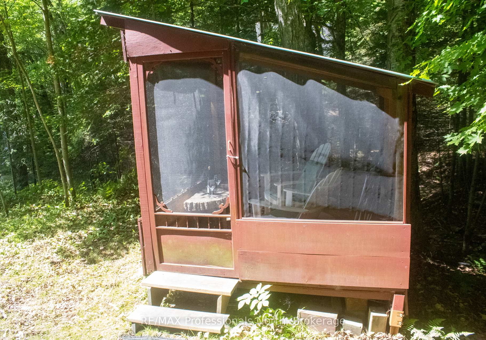 10673-kimball-lake-algonquin-highlands-ontario-x13612408