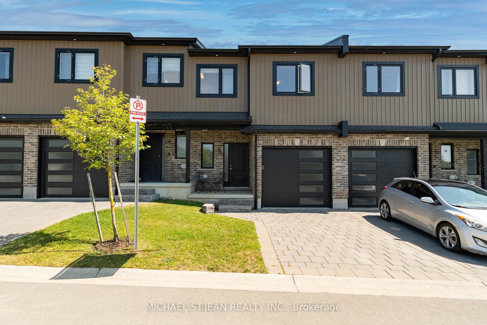 18-811-sarnia-road-london-north-ontario-x13612548