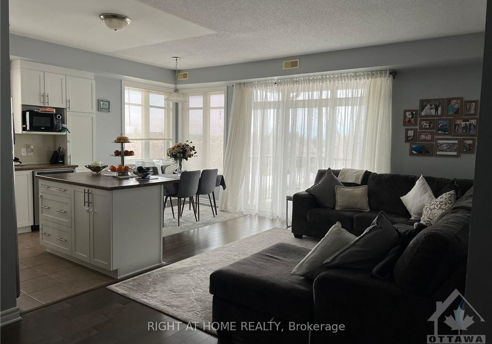 57-tayside-private-ottawa-ontario-x13612572