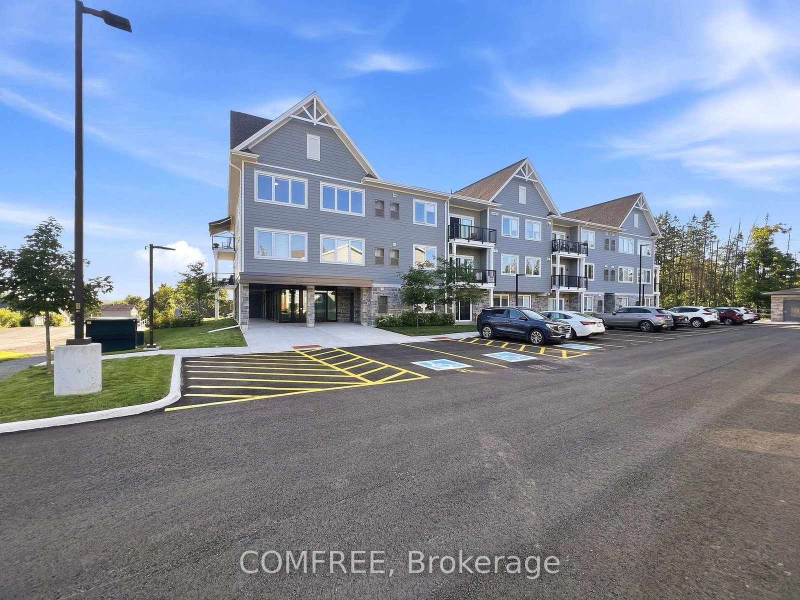 19-hampton-lane-selwyn-ontario-x13612792