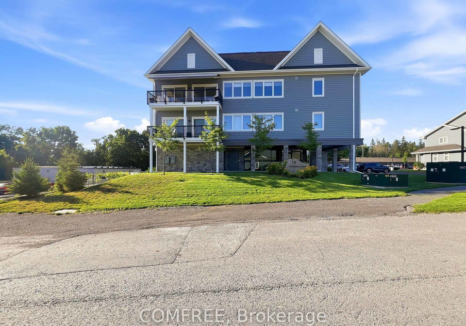 19-hampton-lane-selwyn-ontario-x13612792