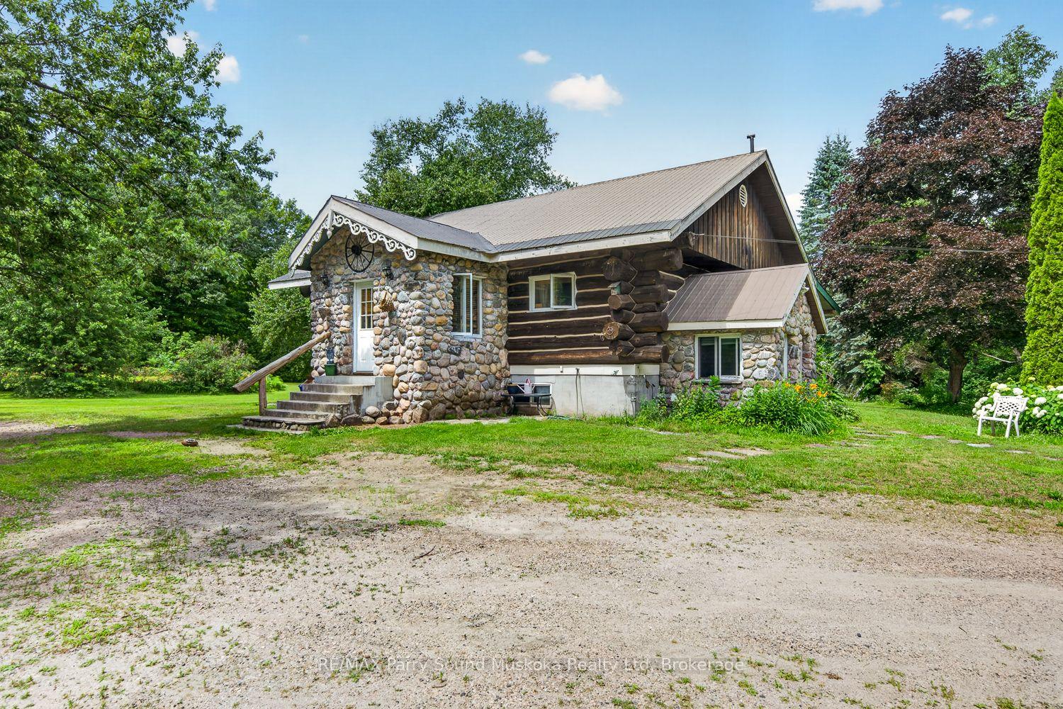 1011-orange-lodge-road-muskoka-lakes-ontario-x13612952