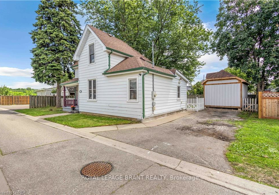 10-bishop-street-brantford-ontario-x13612966