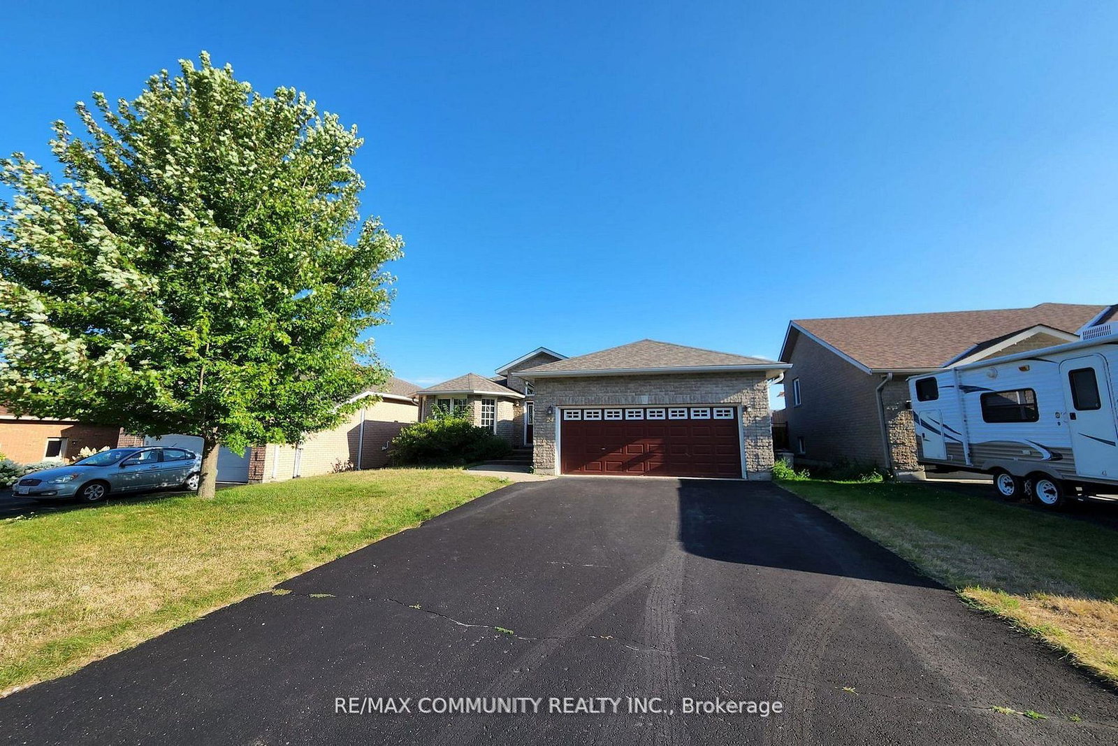 24-sunshine-lane-quinte-west-ontario-x13613000