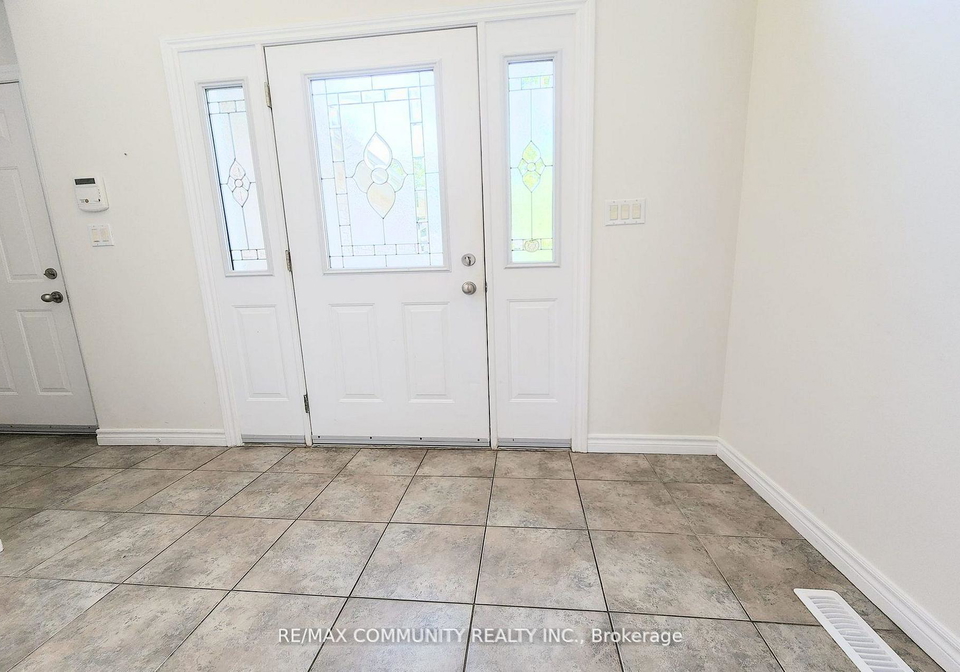 24-sunshine-lane-quinte-west-ontario-x13613000