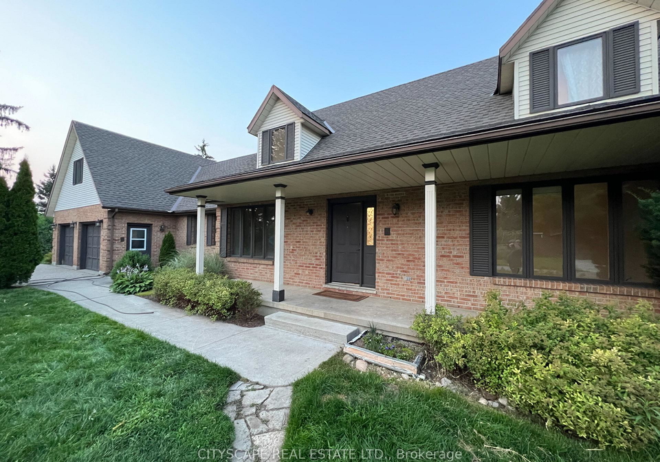 2361-victoria-street-n-woolwich-ontario-x13613100