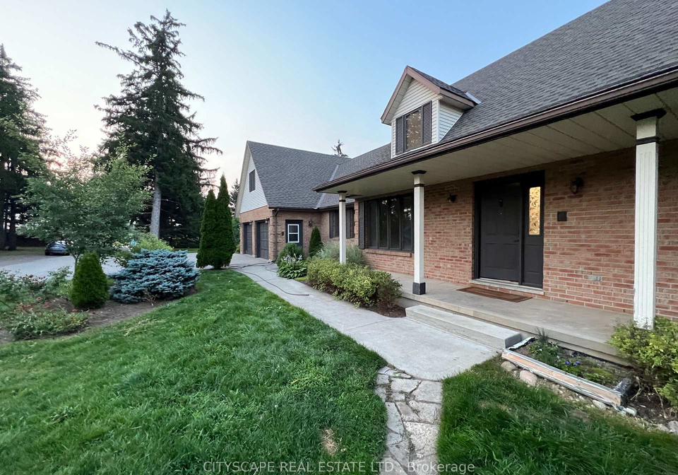 2361-victoria-street-n-woolwich-ontario-x13613100