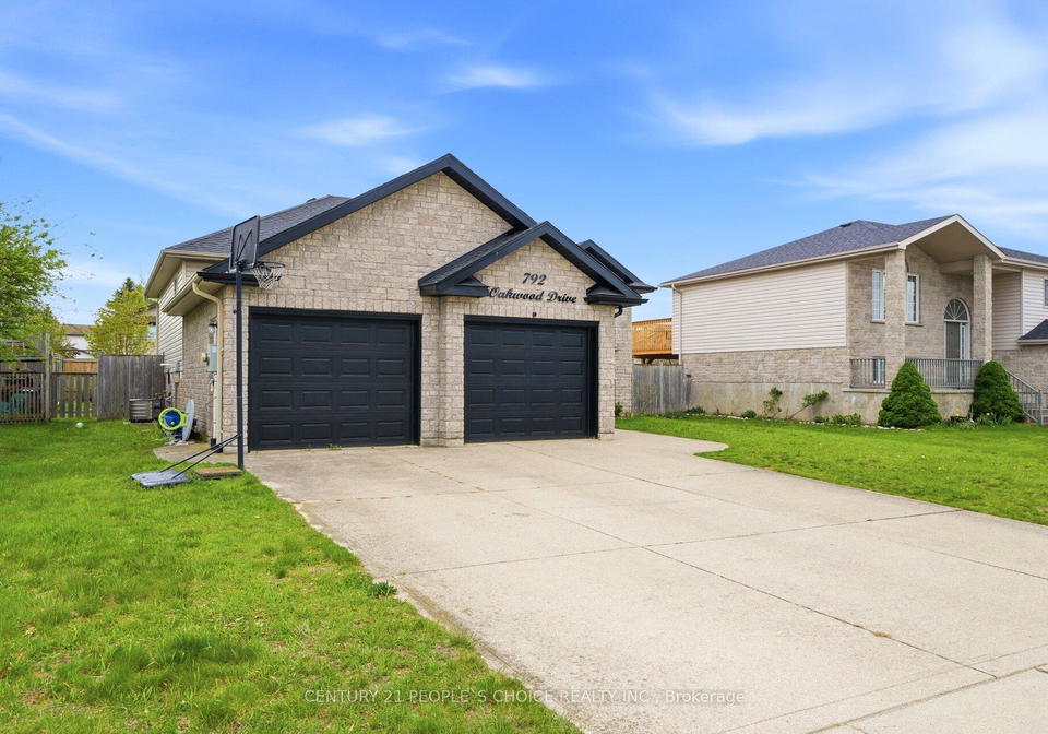 792-oakwood-drive-saugeen-shores-ontario-x13613172