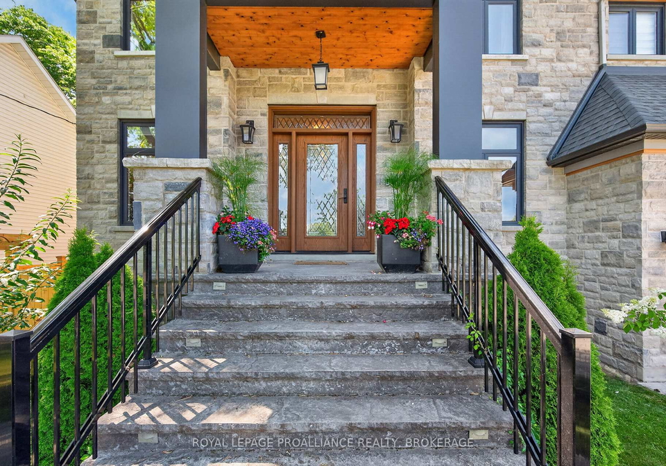 86-macdonnell-street-kingston-ontario-x13613388