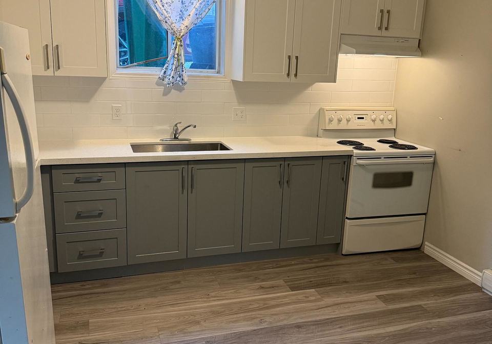 602-park-street-n-peterborough-ontario-x13613594