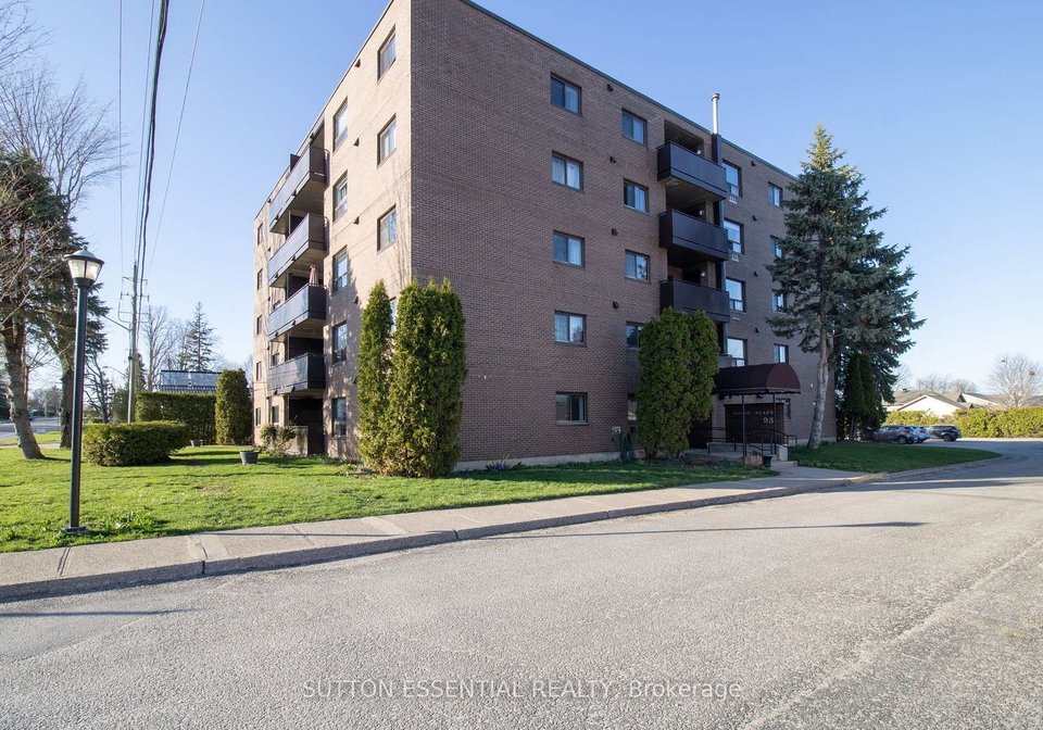 95-windsor-drive-brockville-ontario-x13613880