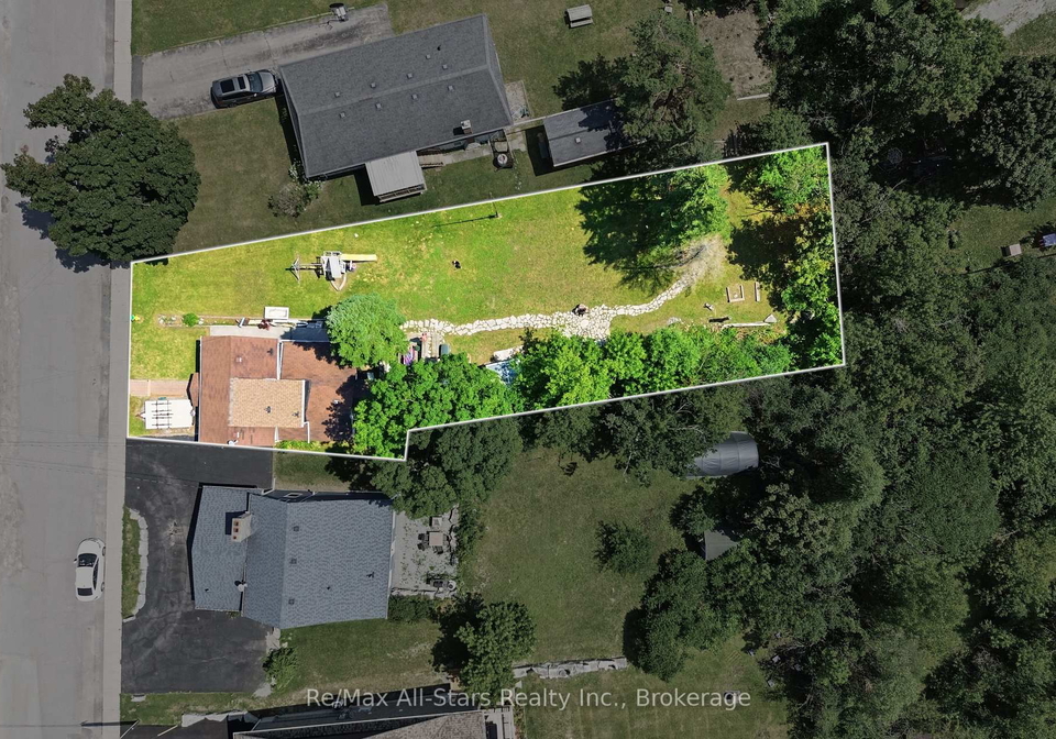 106-bond-street-e-kawartha-lakes-ontario-x13614054