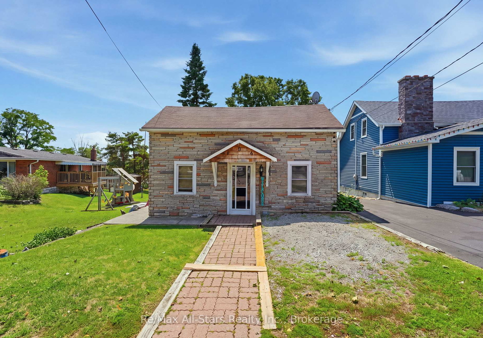 106-bond-street-e-kawartha-lakes-ontario-x13614054