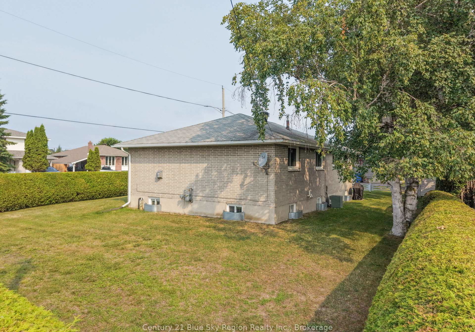 10-strathcona-drive-north-bay-ontario-x13614284